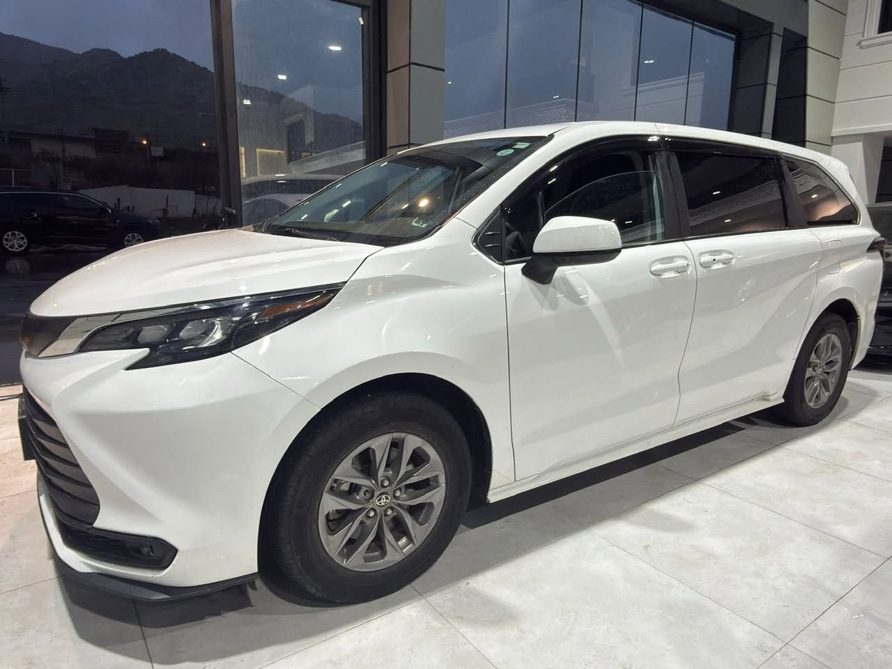 سعر مغرى
السلام عليكم

سينا 2024 LE هايبرد

مواصفاتها 

بصمه 

رادارات

بيبان كهرباء

٨ راكب 

كشنات مخمل

وارد امريكي بيها جملوغ مصبوغ فقط 

ايرباك سليم

بدون دواخل 

السعر علق برقم ٣ ياتيك مباشر

مكانها دهوك

للاستفسار 

***********

***********
