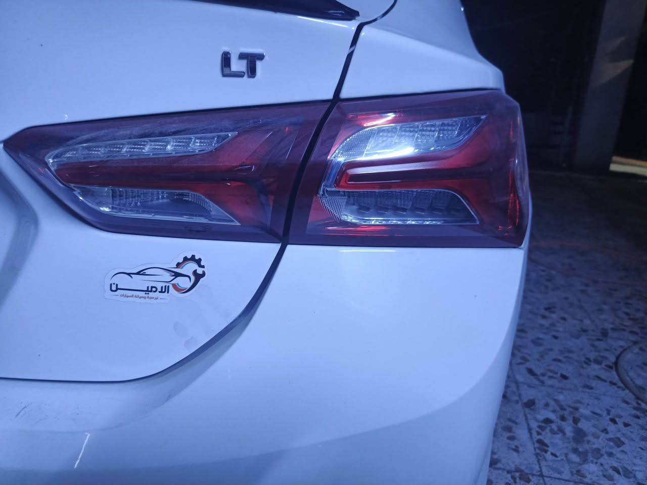 السلام عليكم...
بيع سريع. ماليبو  ٢٠٢٢  LT  بغداد الرقم الجديد رسمي. 

حادثها فقط بنيد وبيها جاملغ وباب جهة السكن صبغ  يعني ٣ قطع. 

للبيع فقط... مكاني بغداد الدورة. 

*********** . 

السعر ١١٨ وبيها مجال جدا بسيط. 

مكينه كير كفالة تدفئة تبريد جديد. حدادية صدر تخم تاير جديد 

ادامه كامله على محرك سيارة جاهزة تراي وين ما يعجبك.
