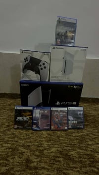 ( بلي 5 برو 2 TB) مستعمل نضيف بل باكيت للبيع مع كامل الملحقات كامله وي...