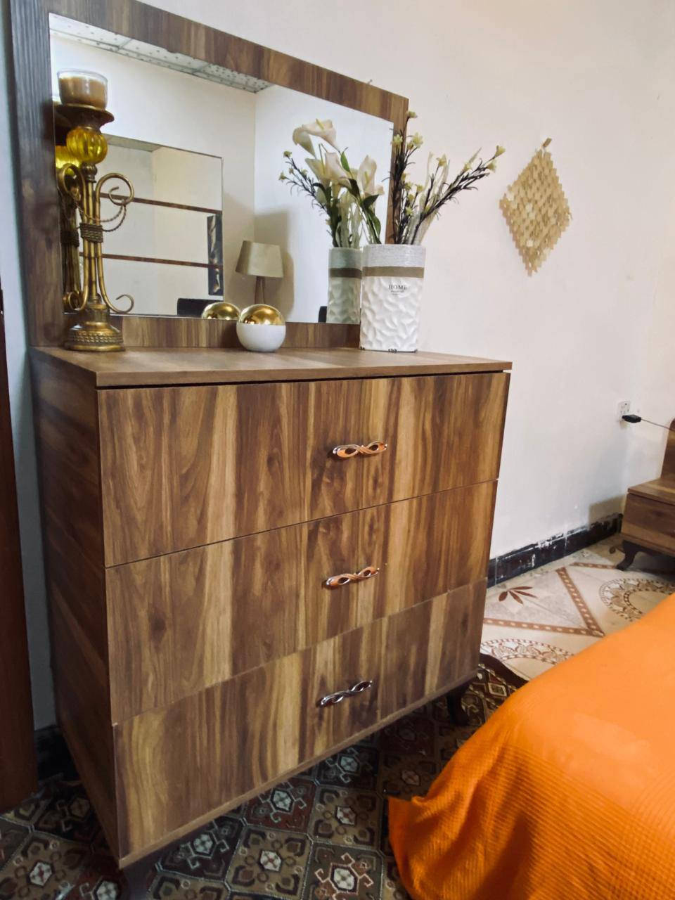 غرفه 5 قطع ب400
نظيفه 💯 💯


**إذا كنت صاحب هذا الإعلان وتريد حذفه لأي سبب، رجاءا أرسل رسالة إلى الدعم الفني**