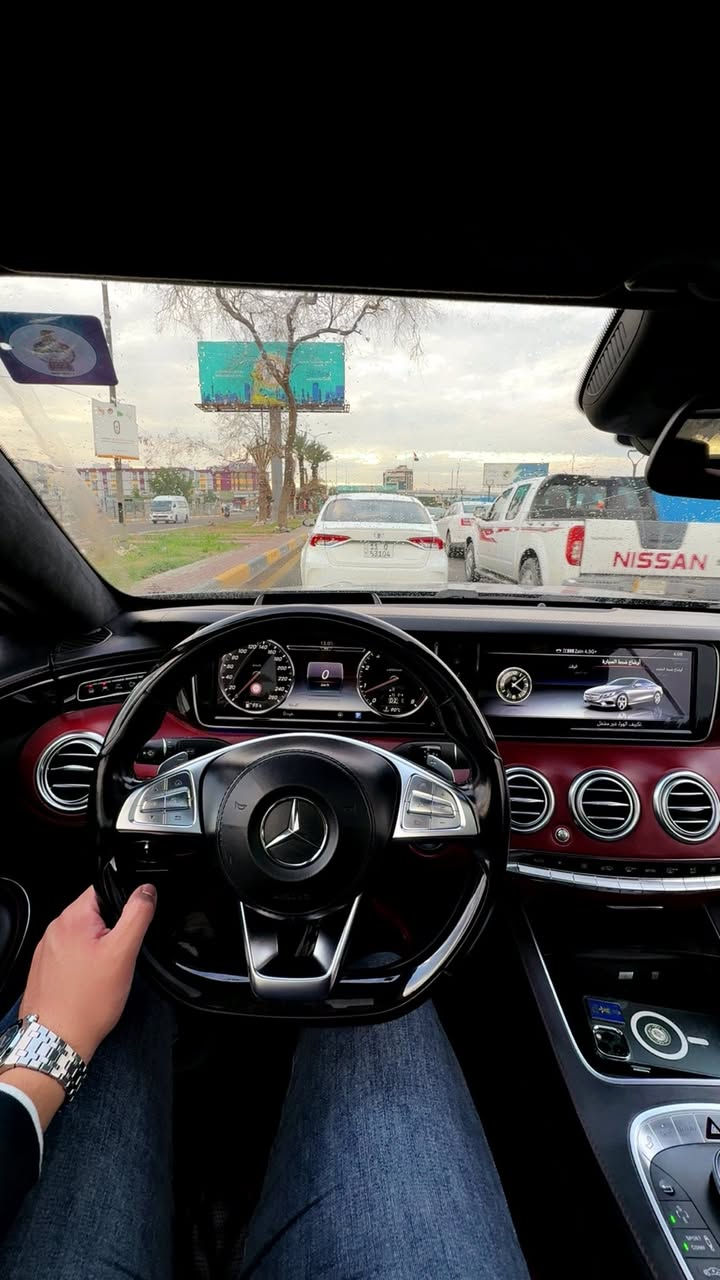 (للبيع او المراوس ) 
مارسيدس Coupe ,S500/2017 وكالة المانيا ,AMG سلفر مات بلادي ومكفولة من ايي ضرر مغلفة ppf وسيرفس كامل بشركة ماس , اعلى مواصفات فول داخل احمر دزاينو , 5 فصوص , جكات , ابواب شفط ,داتا شو 
مكان سيارة بغداد زيونة 
اتصال او وتساب / ***********
