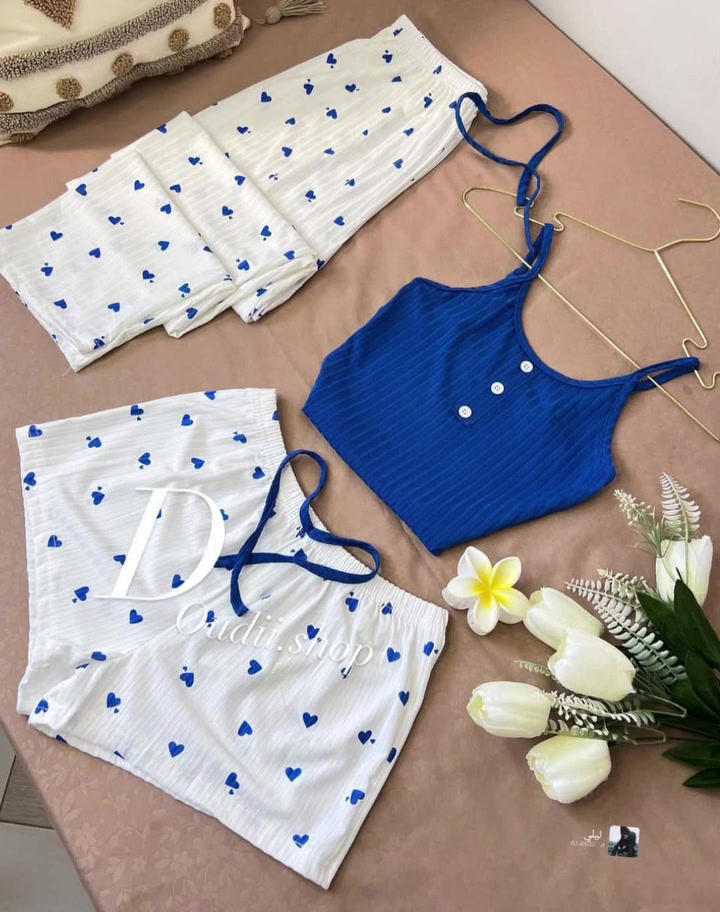 تراك مشيف 3 قطع
فري سايز 
شنو رأيكم بهالستايل الكيوت؟ ✨مريح، ناعم، ويجنن للبيت 💙

متوفر كمية محدودة 🌷للطلب والاستفسار دايركت 💌


**إذا كنت صاحب هذا الإعلان وتريد حذفه لأي سبب، رجاءا أرسل رسالة إلى الدعم الفني**