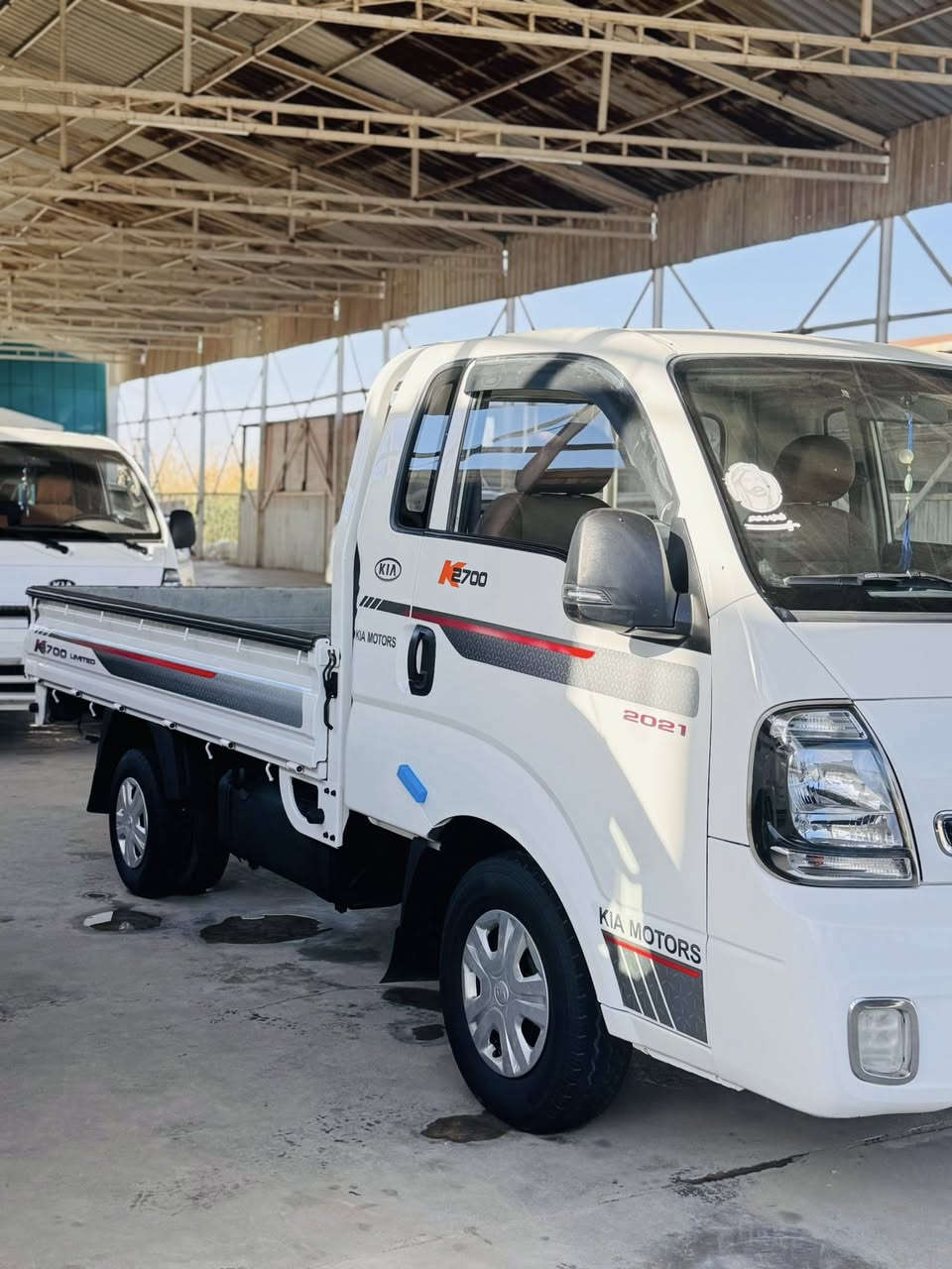 السلام عليكم ايتوفر كيه حمل موديل 2021كفاله عامه من كلشي كير محرك حداديه السياره مال جناي المكان بابل الحله 
الحمزه الغربي للاستفسار ***********///***********
