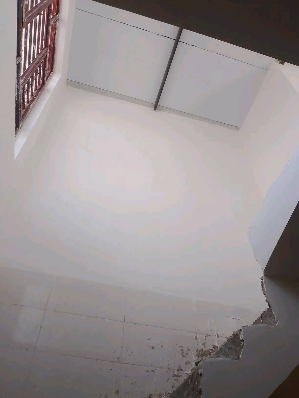 سلام عليكم خلفات جص بورك شغل هندسي  مع شراف يومي  مع الجص واصل البغداد و المحافظات المجاوره شغل ممتاز جدا  وسعر مناسب  و العمل مكفول  واتساب  ***********.         *********** متواجد 24  الله  يرزق الجميع  المتر //6// و تجهيز جميع مواد بناء
