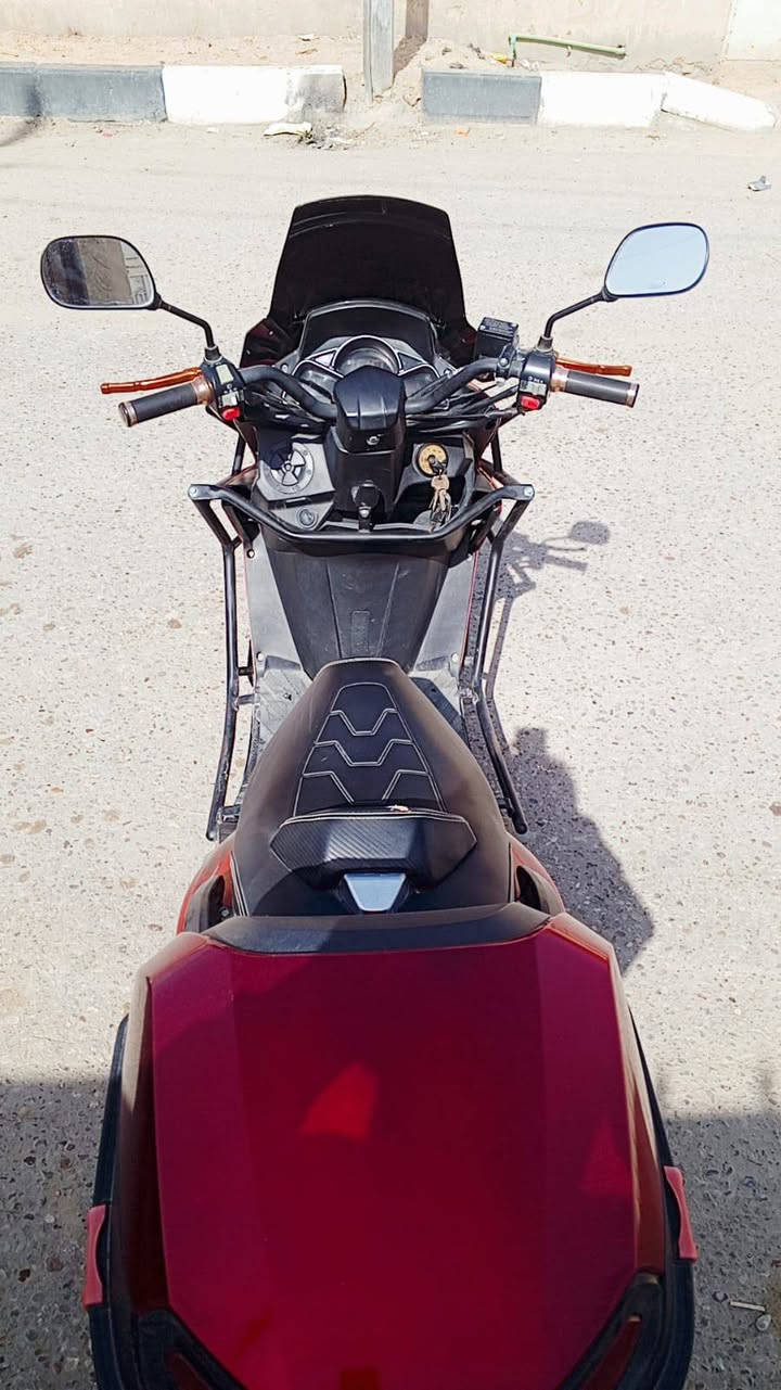 دراجه سترونك للبيع 
السعر 600 وبيهه مجال 
العنوان طويريج حي الحسين 
الاتصال ع هذا الرقم 
***********
