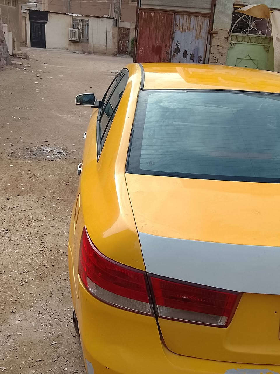 سوناتا 2008للبيع السياره جديده حداديه ومحرك وكير وتخم تاير كله جديد السياره متجايه السعر 70 وبيه مجال السياره بسمي تحويل ثاني يوم العنوان كربلاء ***********  ***********
