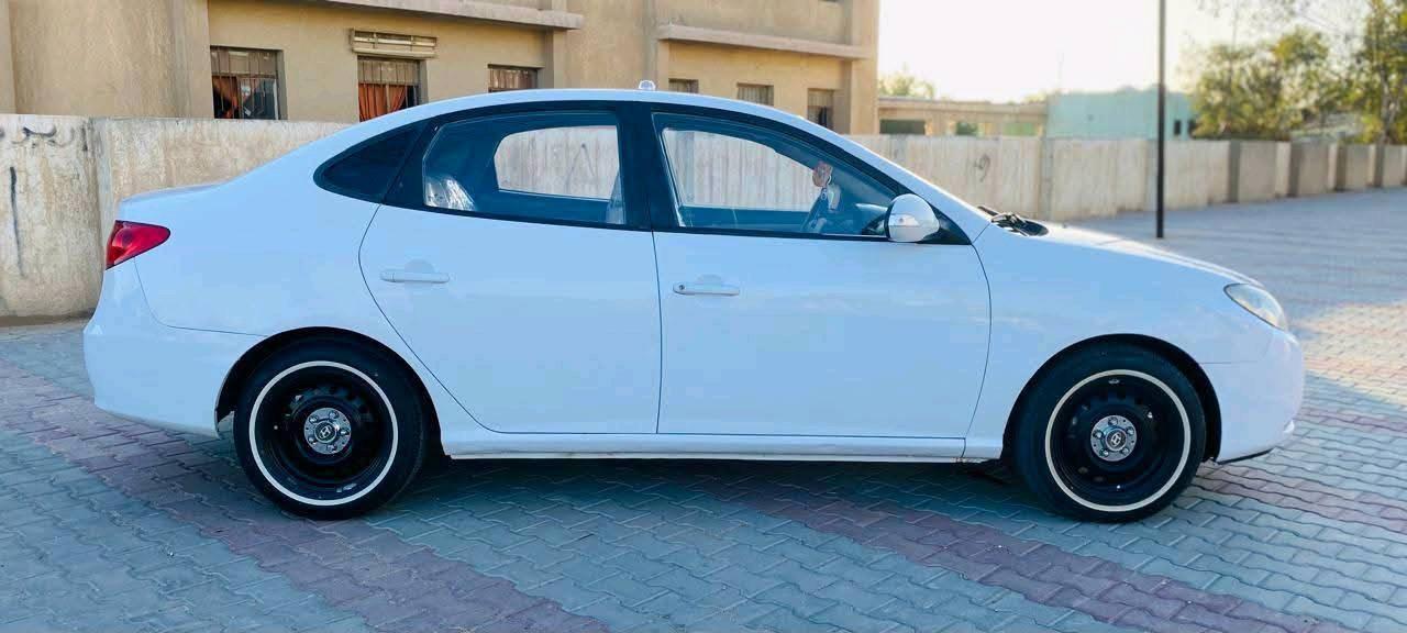 سلام عليكم احبتي الي محتاج سائق بتكسي ب السبوع انطي 60 الف نظافه فول  وكنما حلالي أن شالله ابد لايضل بالله الله شاهد 