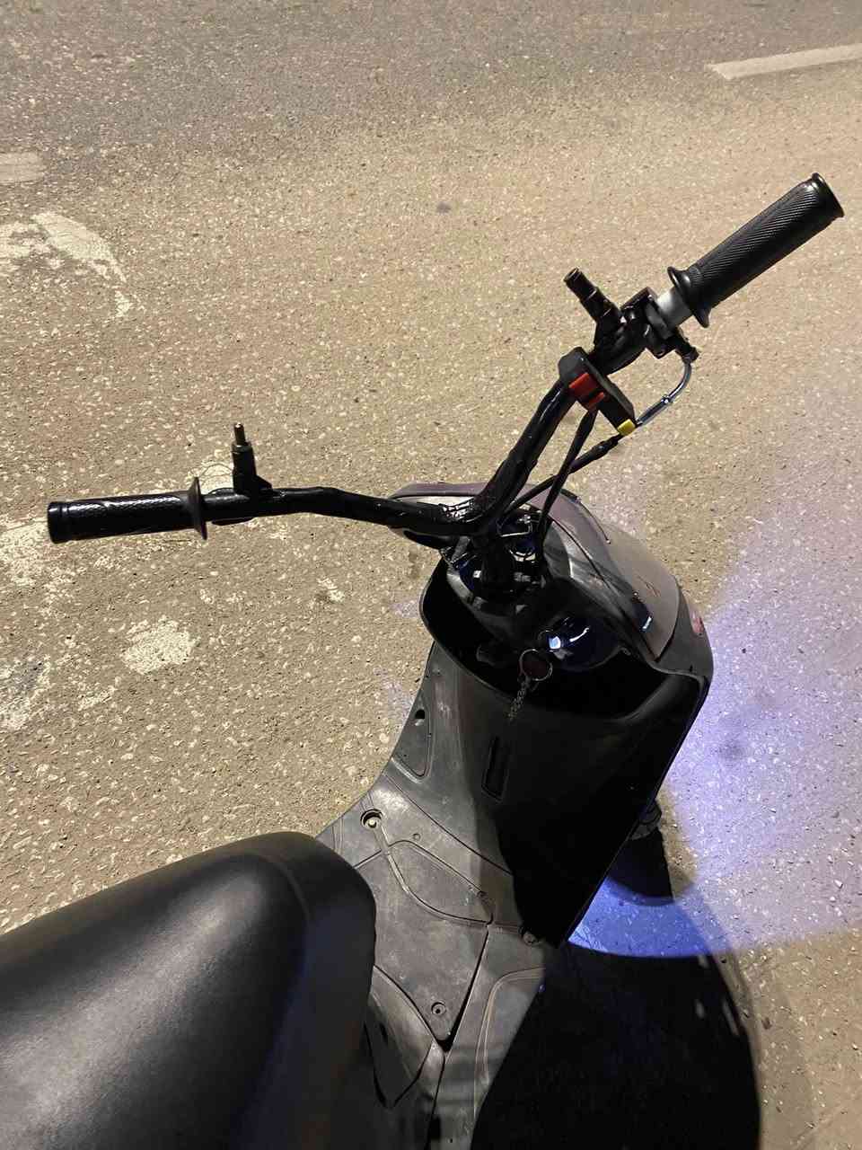 سلام عليكم ماكس قجمه تعمير جديد اكزوز FMاكلجات رياضي سلف رياضي بوشه 51 بيه بس الباتري كاعد  مكاني كربلاء حي العمل السوك الخير السعر 425بيه مجال حك الجيه الشراي يجي الرقم ***********
