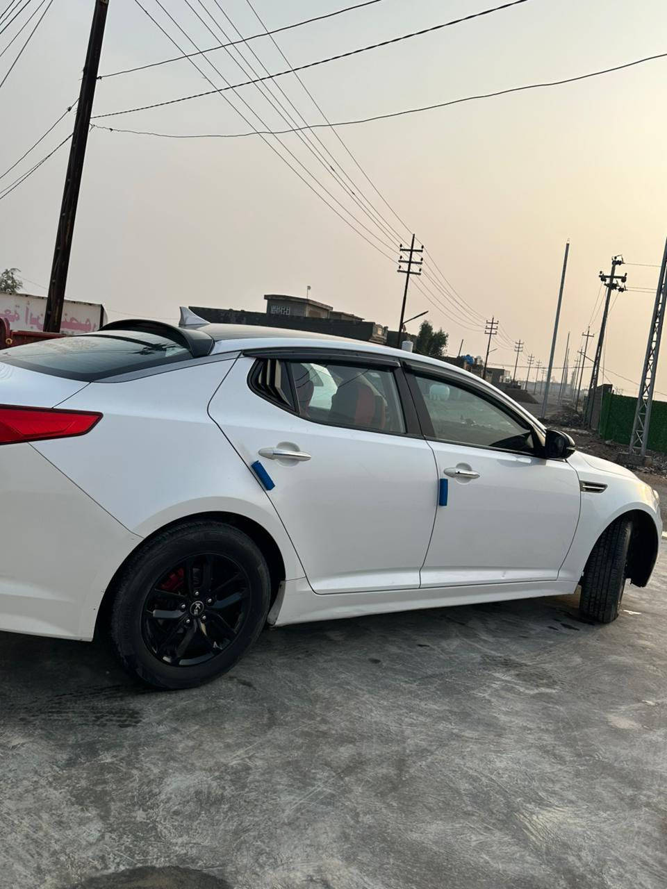 اوبتما 2011 خليجي محرك 2000دوش ضرر 3قطع صبغ فقط
محرك والكير كفاله عامه 
الموصفات 
4 سلند 
قطعتين تبريد
بصمه تشغيل 
بصمه أبواب 
بصمه صندوق
مرايات شفط مع اشاير 
حساس خلفي
شاشه
مكينه وكير وحداديه كلش جديده
زنون عالي ناصي 
تخم تاير جديد 

ونعتذر عن الاطاله  وبعد بيه موصفات 
العنوان ديالى تقاطع الوجيهيه
السعر 105 قفل قفل لاتعاملني 

      للاستفسار ***********
