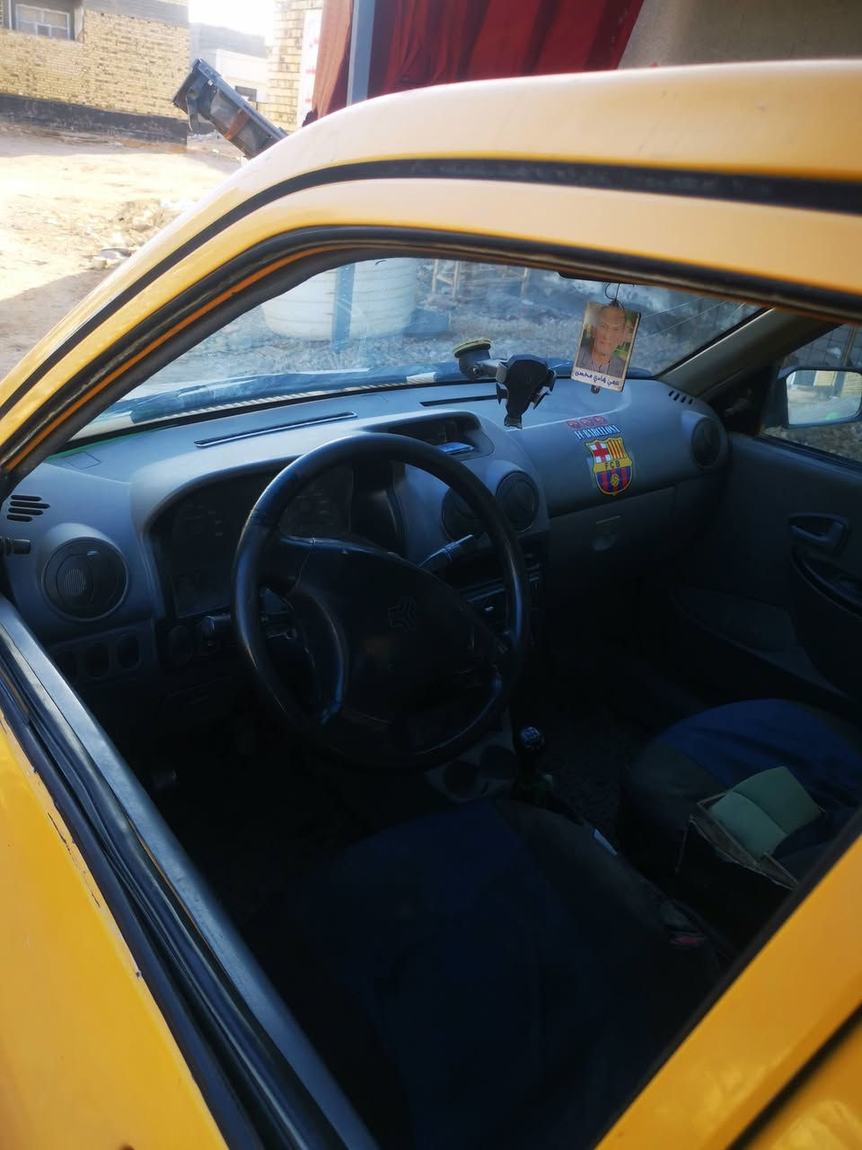 مديل ١٥ سياره حلوه متروكه اليوم غسلته وشغلته مكينه جديده تخم تاير حداديه  سياره مال خبزه بيه خياسات بل دوس او تترتب  سياره عليه غرامه مرور ٧٠٠ تريدهن وراك تريدهن وراي  ولله سياره وضع شركه كله مكاني حله ***********
