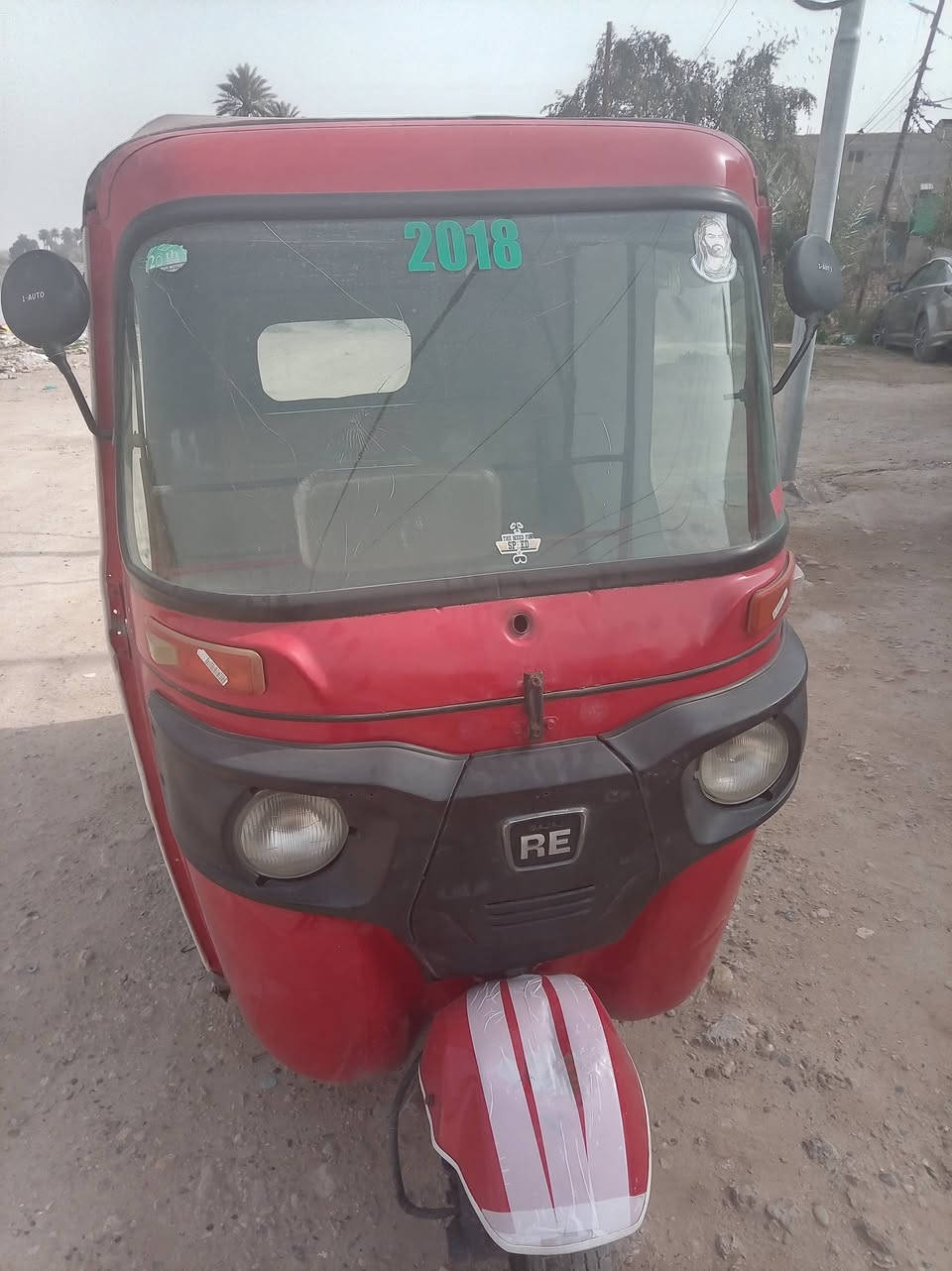 سلام عليكم تكتك موديل ١٨ للبيع مكاني بغداد زعفرانيه السعر ٣٥٠٠ اوراق ***********
