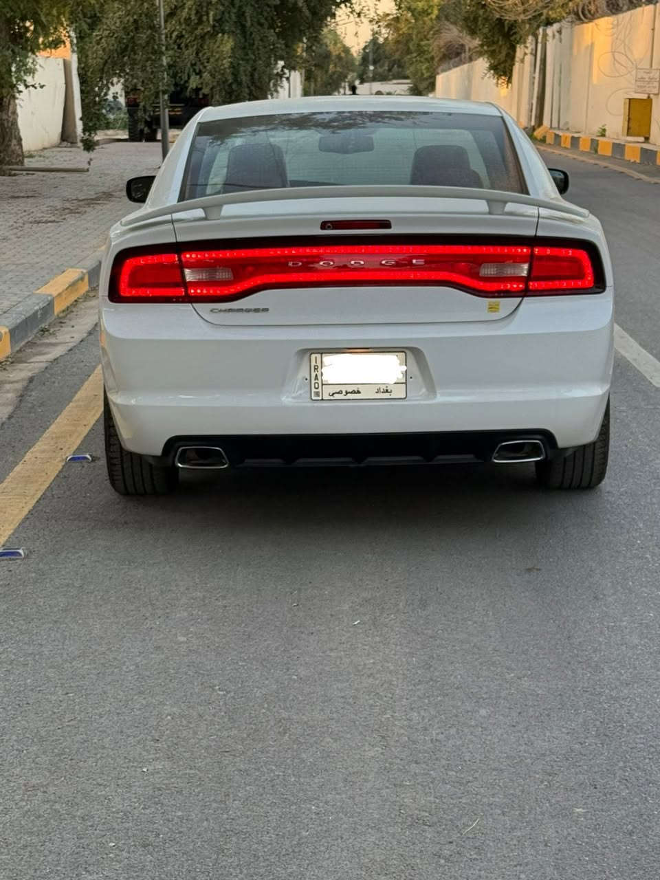 السلام عليكم من رخصة ادارة الكروب
عندي جارجر موديل 2012 وكاله العرصات 

يعني خليجيه السيارة رقم بغداد بسمي 

سيارة جديدة واحلى من الصور ومصوره فديو

بيه فقط طخه جدا بسيطه مفتوحه براغي البنيد

ماشيه 175 الف كيلومتر حقيقي تخم تايرات جدد

صدر جديد كله سيارة عليه ادامه وصيانه عامه 

بغداد / حي الجامعه / 

وهذا رقمي *********** 

وهذا بي واتساب ***********
