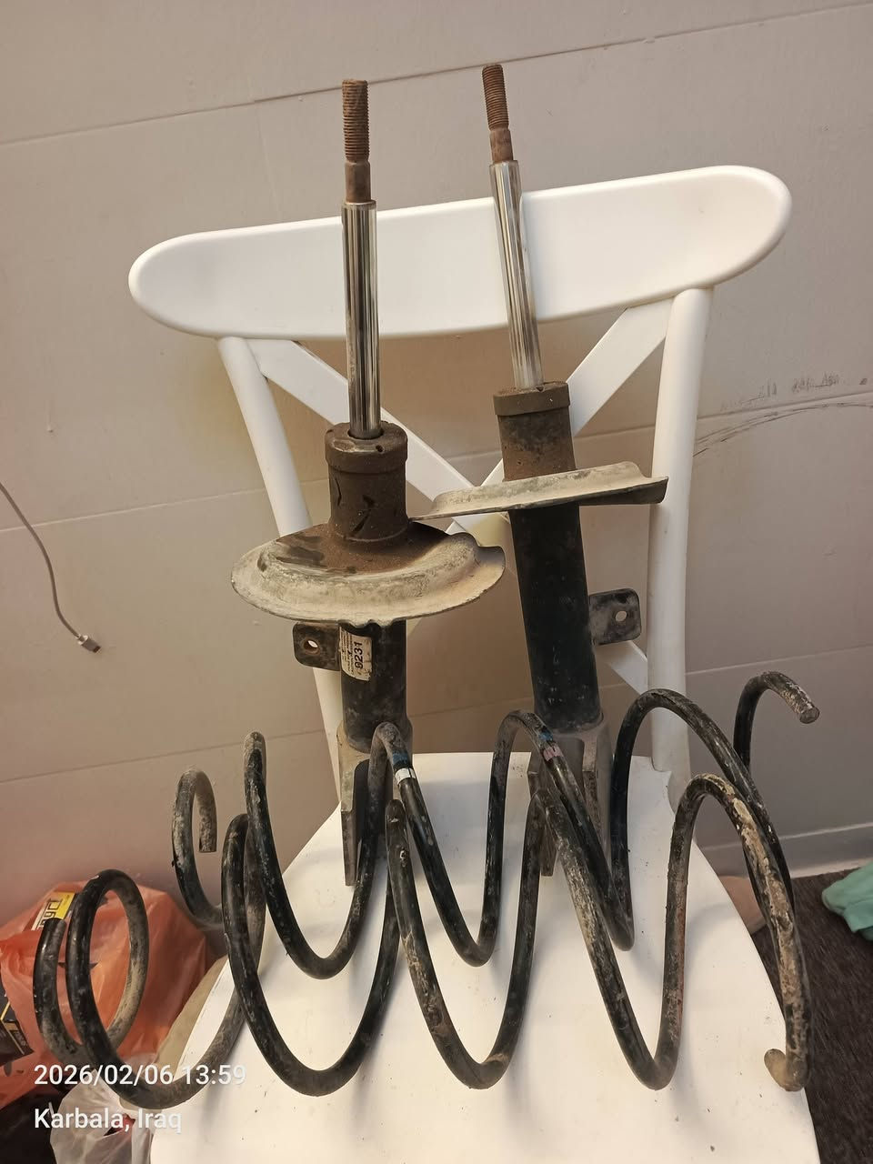 غراض بيجو 307
لوي عدد 2
دبلات عدد 2
السعر 30
مكاني كربلاء 
***********
