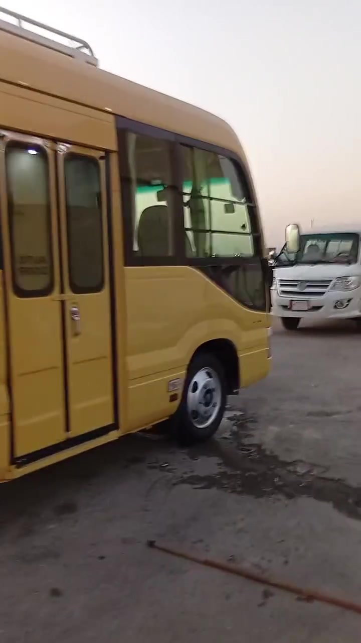 سلام عليكم  كوستر البيع مديل 2017 سيارة جاهزة خير من الله
مابيها نقص سيارة فيرنه مكفوله من الكصه والضربه ابيعها هيه وخطها الخط مالتهه ب الغاز 
الاتصال على الرقم  ***********
