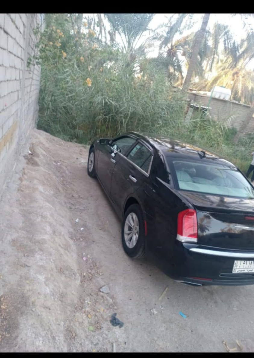 اوبامه 2015معليه2018سياره جديده تخم تأير مكينه كير مكفولات راقم بصر سياره مكفوله باقي التفاصيل عل رقم ***********
