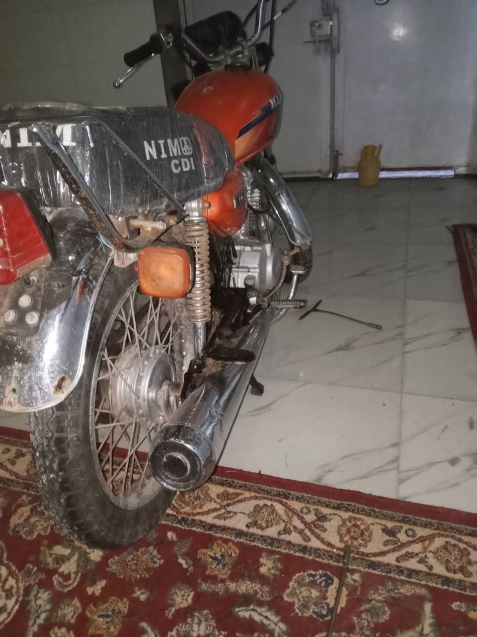 سلام عليكم دراجه البيع 21بلاديه بس متروكه دراجه شاصيه نضيف بوري رفيع اوراق اصولي شرط ترقيم مكينته مفتوحه بستم ورنكات فقط مكاني ناصريه قضاء الفجر *********** سعر 625وبيه مجال لطيبين
