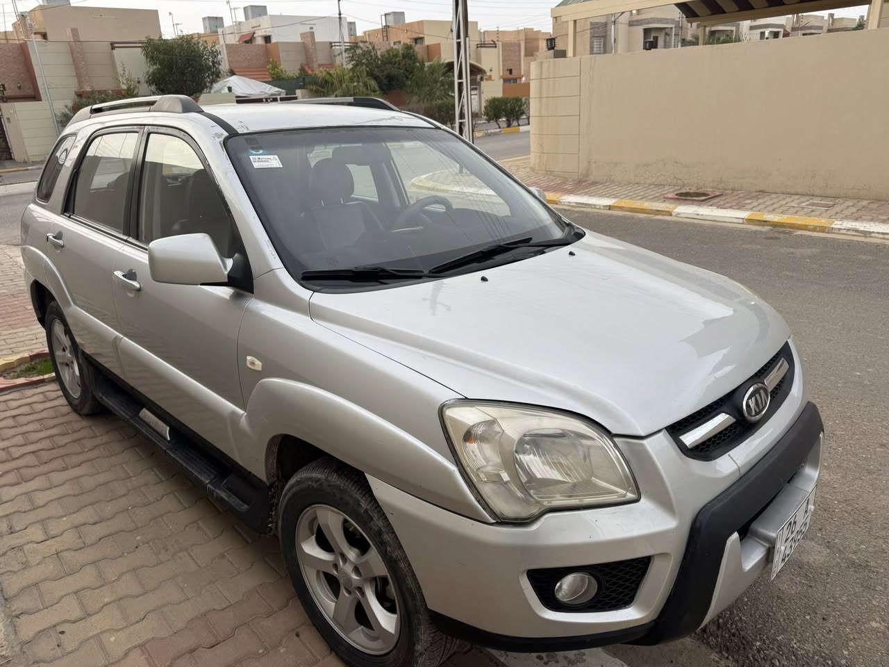 كيا سبورتج ٢٠١٠ 
محرك ٢٠٠٠
رقم صلاح الدين مجدد وبأسمي
البونيد  بي رش والباقي مكفول 
كير ومكينه شرط بلادي ما مفتوح
كشنات جلد 
تدفئه كشنات 
كاميرا خلفيه
السعر  114 $
مكاني تكريت 
***********
