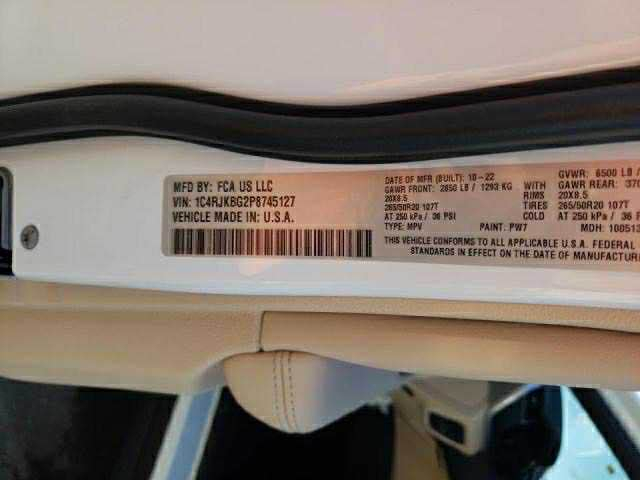 عربي /کوردی
السلام عليكم بيع فقط
جيب كراند شيروكي لمتد الشكل الجديدقباط مواسفاط 
الموديل  :  2023 وارد امريكي
* الرقم  :  رقم اربیل جدید سنویە و رقم 
*بیها حادث بس بونیت 
*بادل شفت 
* ايرباك کلها راجعینها سستم 
*اللون    :  ابيض
* عدد المقاعد   : 7 راكب کشن vip
* المحرك   :  3600  6V
عداد السيارة : 30000ميل
* داخل :  جلد بیجی جلد 
* كاميرا خلفية 
* دفع رباعي
* قيادة ذاتية عند المنعطفات
* رادار امامي مانع تصادم
* تحذير الخروج عن المسار
* نظام التوقف الآلي
* تحذير النقاط العمياء
* نظام تحذير عند المنعطفات
* نظام تقليل الضجيج داخل المقصورة
* شاحن موبايل واير ليس
* مرايا تعتيم ذاتي
* نظام الصوت من البينا 11 سماعة
* شاشة كبيرة 10.1 انج
* نظام الخرائط   GPS
* لوحة القيادة دجتال  بقياس 12 انج
* المصابيح الأمامية زنون
* كشافات ضباب
* دخول ذكي
* تشغيل عن بعد
* الصندوق الخلفي كهرباء
* فرش المقصورة الداخلية من الجلد الفاخر
* اضافات من الخشب الطبيعي في المقصورة الداخلية
* ذاكرة لحفظ وضعيات جلوس السائق
* المقاعد الأمامية كهرباء
* المقاعد الأمامية تدفئة
* ستائر للابواب الخلفية
* حساسات خلفية
* مكيف خلفي 
* تدفئة بالستيرن
* مانع تصادم خلفي
* بلوتوث
* محدد السرعة التفاعلي
* واير ليس  اندروید اوتو وابل کار بلي 
نظام التشغیل  و الاطفاء الذاتي 
نظام البریک الذاتي 
* السعر    :  280   $ وبيهة مجال
رقم الهاتف  : ***********
***********
مکان سیارە کرکوک الشورجە 

جیب کراند شیرۆکی لمتدی قبات مواسفات بی سلایت 

ساڵی دروست کردن 2023
ژماری هەولیر ژمار و ساڵانەی تازەیە

تەنها لیدروای بۆنیتە یەک پەنجە شاسی لای سکنی گرتوە 
ئێرباگ سیستەمە 
رەنگی سپیە بەفری 
ژماری کورسی 7 نەفەری و کورسی vip
مەکینەی شەش بستۆنی 3.6
رێژەی رۆشتنی سەیارە 30 هەزار مایل 
ناو  کریمی  کشن جلد و ناو فۆرمایکا 
کامیرای دواوە 
دبل اکسل ٤*٤
لیخورینی خودی و رادار و برێکی زیرەک 
ئاگادار کەرەوی دەرجون لە جادە و راداری پیشەو ئاوینەکان 
ئاگادار کردنەوی زیرەک 
شەحنی زیرەک بۆ موبایل وایر لیس 
شاشەی گەورە (١٠ )اینج 
سویج بسمە و جونە ژورەوەی زیرەک و داگیرسانی لەدورەوە 
کوشن و گەرم 
تبرید مەرکەزی 
اوتو ستار ستۆپ 
زۆر مواسفاتی تر 

لیدروای تەنها بۆنیت و یەک پەنجە لەشاسی لای سەکن کە ئەکاتە نوکی شاسیکە 
نرخی ٢٨٠ و مجالیکی کەم 

***********
***********
شوینی سەیارە کەرکوک شۆرجە كركوك, العراق
