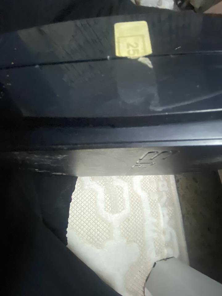 سلام عليكم بلي 3جديد لوك بي 16لعبه ماينكرافت و جيتي اي مختم للخير و كلفديوتي وسيارات مع كامل الملحقات يدا واحده مهكر بي فقط هاذ الكسر خفيف السعر 120وبي مجال اتصل وبيك خير و تدلل *********** وماكو هيج سعر الله شاهد لين عطله وحته ماتلكه هيج نضافه بهيج سعر مع تحياتي
