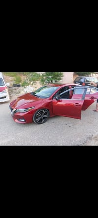 سياره نيسان سنتره  موديل ٢٠٢١ السياره فول مواصفات  مكينه ٢٠٠ سياره وضع...