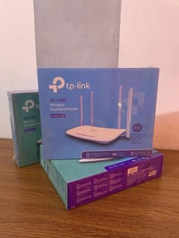 اسلام عليكم  راوترات العدد 4  ابو اربع فيش ب25 الف   ابو 3 فيش ب20 الف...