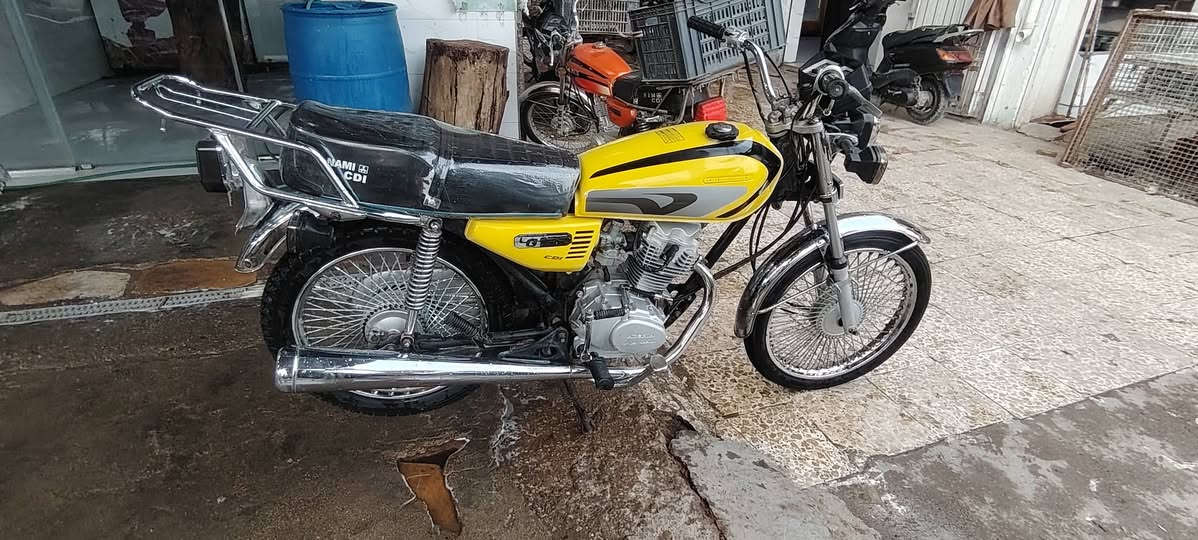 دراجه للبيع قضاء الحي ***********
