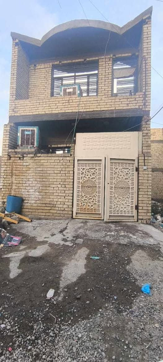 السلام عليكم 
بيت للبيع شارع احمد الوائلي 
مساحه 75م طابق ونص غرفتين نوم 
واستقبال ومطبخ وخدمات 
للاستفسار خاص


**إذا كنت صاحب هذا الإعلان وتريد حذفه لأي سبب، رجاءا أرسل رسالة إلى الدعم الفني**