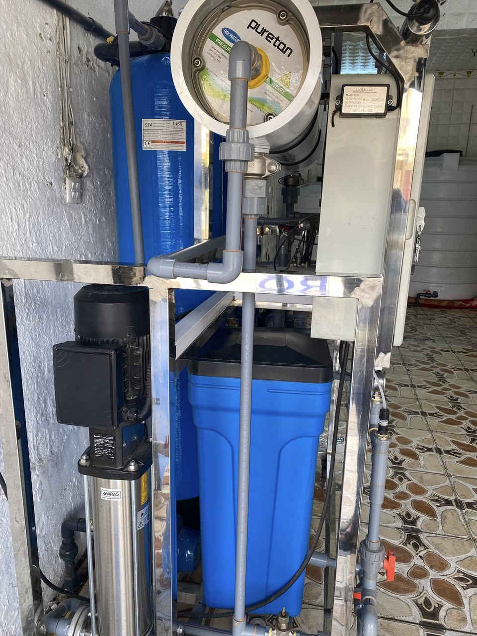 محطة  نص اوتماتيك ماطورات ايطالية الصنع
محطة ممتازة بجودة عالية جدا 
نسبة الاملاح ١٠ تجي تشوف بعينك نظيفة ١٠٠٪؜ 

مع الفلتر الخارجي الحجم الكبير كما موضح في الصوره
 
مع ماطورات انجيكو عدد اثنين ابو البوستر 
مع بوستر صغير 

والتانكيات عدد اثنين 
الاول 3000 لتر 
الثاني 2000 لتر 
الشغل خير من الله انتاج حلو 
سبب البيع ظروفي تغيرت وطريت ابيع المحطة 

' استفسار مراسله خاص 

السعر 8 وبيه مجال بسيط 

المكان ميسان


**إذا كنت صاحب هذا الإعلان وتريد حذفه لأي سبب، رجاءا أرسل رسالة إلى الدعم الفني**