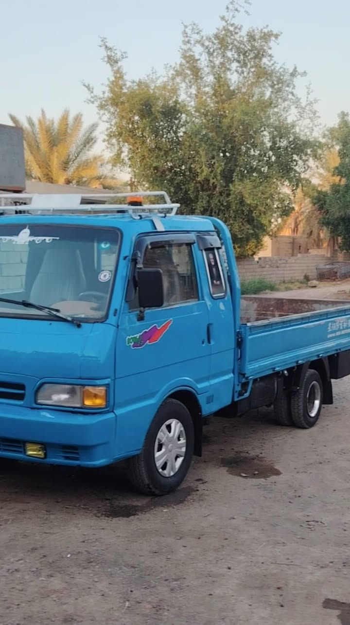 سلام عليكم سياره للبيع 96مكفوله اي شي مابيهه رقم نكليزي تحويل ثاني يوم السعر 65 وبيهه مجال حك الجيه رقمهه بغداد لشراي ***********
