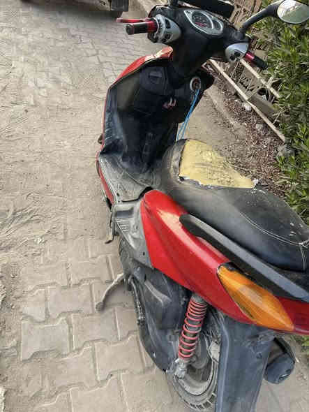 سلف هندر كهربائيات كامله 

مكينه جديده شلعه ومعدل 

ام بي ثري منضومه كامله شغاله

نقصه فقط هذه كسر بل بجم 

سعر ٣٥٠ الف مكاني بغداد العطيفيه قرب جامع براثا هاتف ***********
