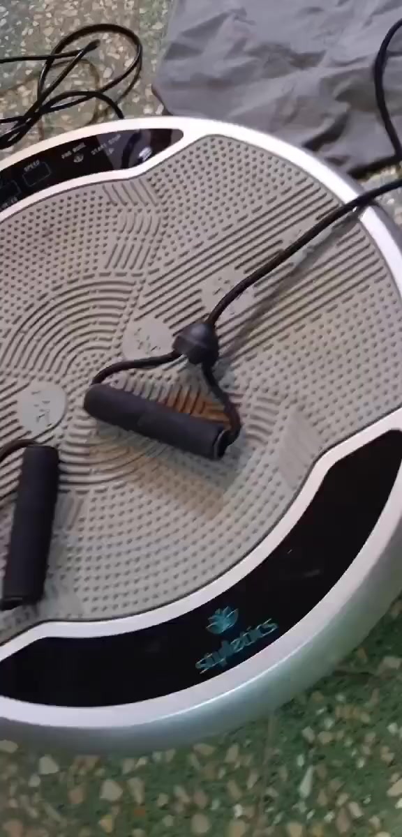 هلو بنات عندي جهاز هزاز تنزيل الوزن يخبل وشغال


**إذا كنت صاحب هذا الإعلان وتريد حذفه لأي سبب، رجاءا أرسل رسالة إلى الدعم الفني**