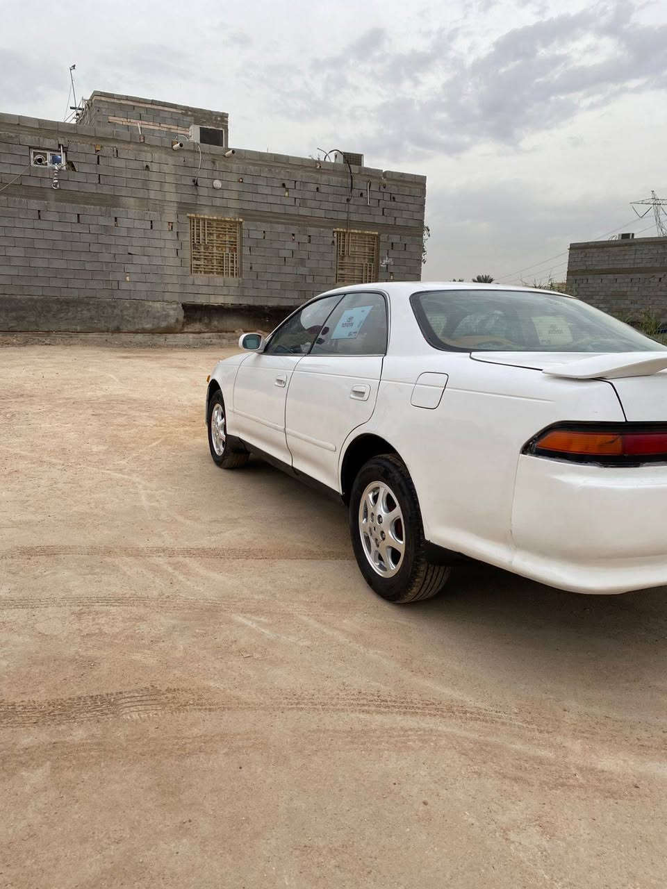 السلام عليكم سياره لبيع مارك نفخ لون أبيض كفاله كص ونقل جثه رقم بغداد سنويه جديد محرك كير ونجي جاهز من كل تبريد حداد تخم تايره كهربائي كله شغل مابي نقص سعره 65 بي مجال انتصل برقم هاتف *********** مكاني البصره/***********
