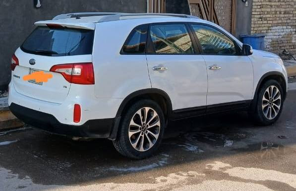 كيا سورنتو خليجي ذي قار 
موديل 14
مكفولة من الصبغ والتبديل بيه فقط ذني الدحجات بالصورة 
باسمي 
مكينة  6
سبعة راكب 
السعر. 190وبيه مجال بسيط 
***********..
