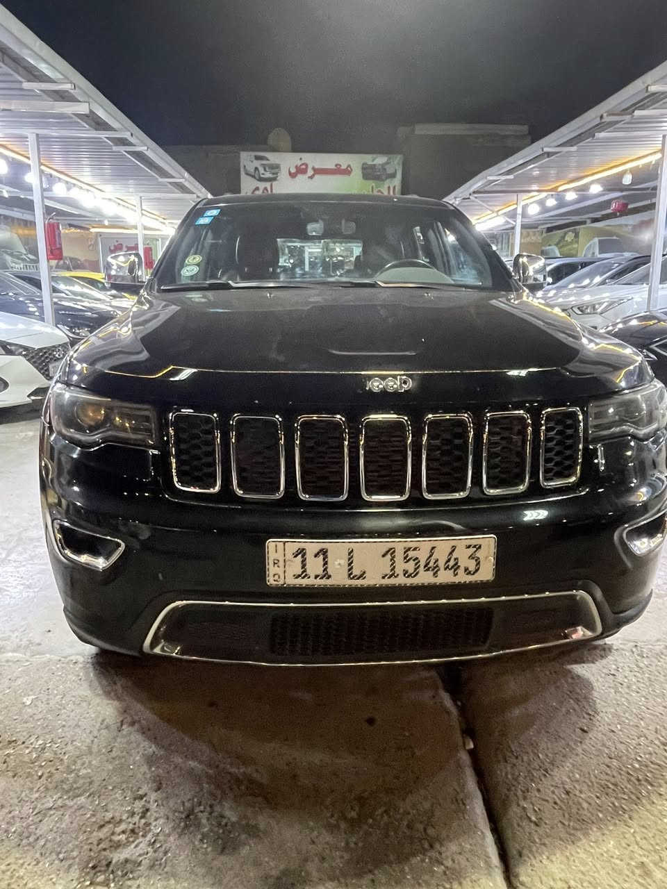 سلام عليكم جيب موديل ٢٢وارد امريكي حادث جاملغ وبنيد فول موصفات ماشيه ٤١جاهزه من كلشي سعر ٢٥٠ مكان السياره بغداد الجديده رقم ***********
