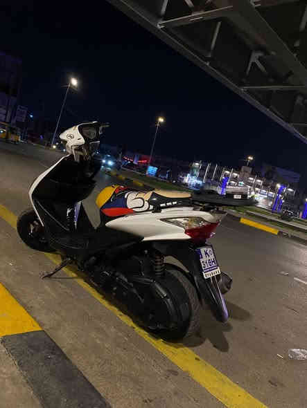 السلام عليكم
دراجة ادرس ياباني حديث للبيع كهربائيات كلها شغاله نكره سلف سعرها 500 مكاني بغداد 
***********
