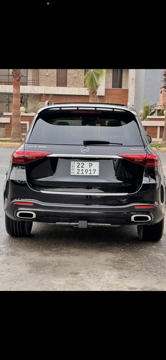مرسيدس GLE 350  2024 AMG 
عداد : 17 الف ماشية في امريكا فقط
رقم ارييل باسمي 

حادث ابواب 2 جهة السكن 
مبدل ابواب 2 بلادي 
فول   مواصفات AMG بلاد
بانوراما 
خمس كامرات
كشنات تدفئة تبريد 
داخل كريمي بلادي  
انارة داخلية متغير
نظام خرائط
فول رادارات امامي خلفي  جانبي 
حساسات 360 درجة  
اوتو ستوب 
اوتو هولد 
صندوق كهرباء 
استيرن كهرباء
شفتات استيرن
‏‎مقعدين خزن(ميموري)

مكان السيارة بغداد / العامرية
للاستفسار: ***********
