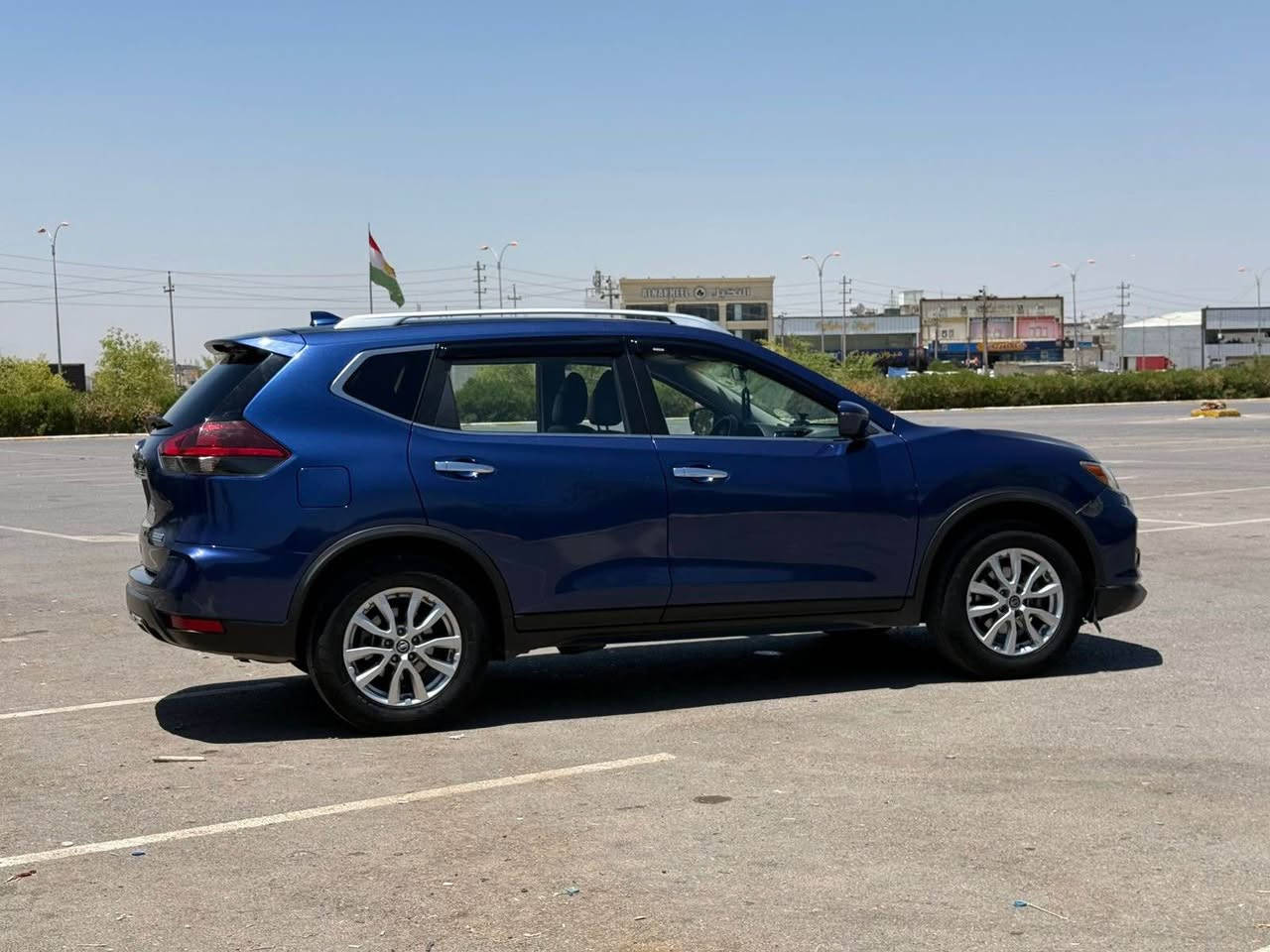 🚗 Nissan Rogue Special Edition 2020 بۆ فرۆشتن 🚗

📌 تایبەتمەندییە سەرەکییەکان:
• مۆدێل: 2020
• جۆر: Rogue (Special Edition)
• ڕۆیشتوو: 118 هەزار.
• گێڕ و مەکینە و تەقە و ڕەقە: بەشەرت، زۆر خاوێن و بێ عەیبە.
• مەکینە: 4 پستۆن (زۆر کەمخەرج).
• ڕەقەم شاسی (VIN): JN8AT2MT5LW005213

🔎 دۆخی بۆیاخ و لێدران:
• بۆیاخ: تەنها سێ پارچەی هەیە، بێ ناوگرتن (ناوەوەی نەگرتووە، شاسی و شانەکانی بەشەرت ساغن).

🌟 ئۆپشن و تایبەتمەندییەکانی:
• شاشە گەورە و کامێرای دواوە
• ڕاداری پێش و دوا و لایەکان (سیستەمی سەلامەتی پێشکەوتوو)
• کوشن گەرمکەرەوە، تەقسیم ئۆتۆماتیک.

📍 شوێن: هەولێر 
💵 نرخ: 155 وەرەقە ($15,500) و مەعامەلەیەکی کەم. أربيل, العراق


**إذا كنت صاحب هذا الإعلان وتريد حذفه لأي سبب، رجاءا أرسل رسالة إلى الدعم الفني**
