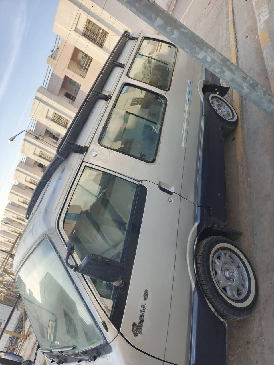 بستا 93 تحويل ثاني يوم سنويه لل28 مصفره هيئه مرور  بلاديه جاهزه من كلشي كهربائيات شواصي نضيفه بلاديه سعره 38 وبيه مجال مكاني ديوانيه ***********
