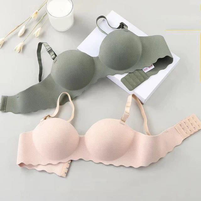 #جديدنا لاينتهي👙
حمالة صدر نسائي👙
درجة اولى…اسفنجة بدون عظم 
كوالتي عالي وخامة راقية✔️
✨ قطعه واحده  مسطح ماتبين تحت ملابس 
✨القماش تركي درجه اولى 💯🇹🇷
✨مريحه جدا بالبس 
✨حمالة الصدر غير مقصوصة بدون خياط 
✨وتسمح بمرور الهواء 

القياسات :- 32/34/38/39
5الوان متوفرة:-
(ماروني-بصلي-بيجي-وردي فاتح-اسود) 

السعر 6 الف


**إذا كنت صاحب هذا الإعلان وتريد حذفه لأي سبب، رجاءا أرسل رسالة إلى الدعم الفني**