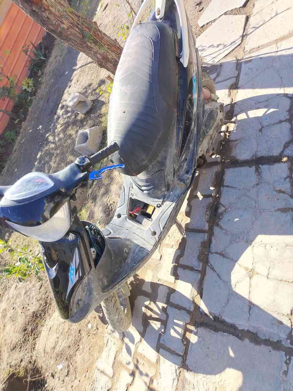 سلام عليكم ماكس عدله للبيع بوشه ٤٩ دراجه متروك سعرها ٣٥٠ وبيه مجال
***********
***********
