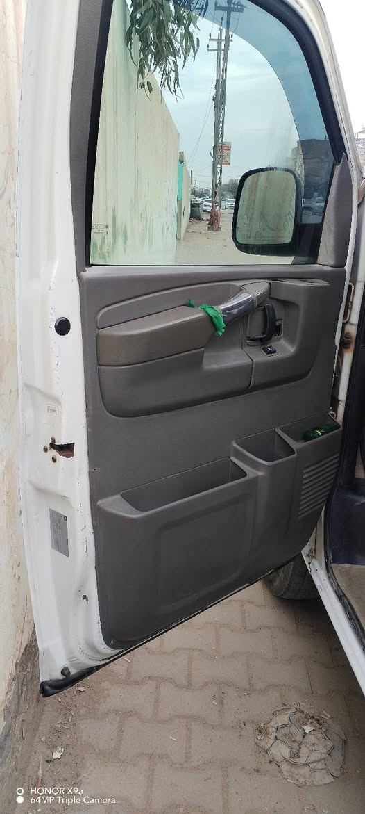 سلام عليكم
شوفر ليت للبيع
موديل 2012
مكينه 6100
كير 1000
رقم انكليزي امداور سنويه بسمي
وارد أمريكي اقليم
تخم تاير جدد حداديه جاهزه تبريد شغال
اتصل على الرقم ***********
