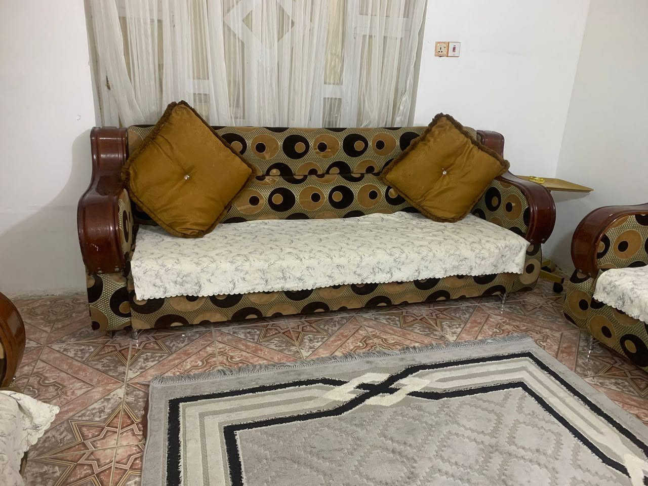 ديوان تزگام للبيع 24 متر للاستفسار الاتصال على الرقم ***********
