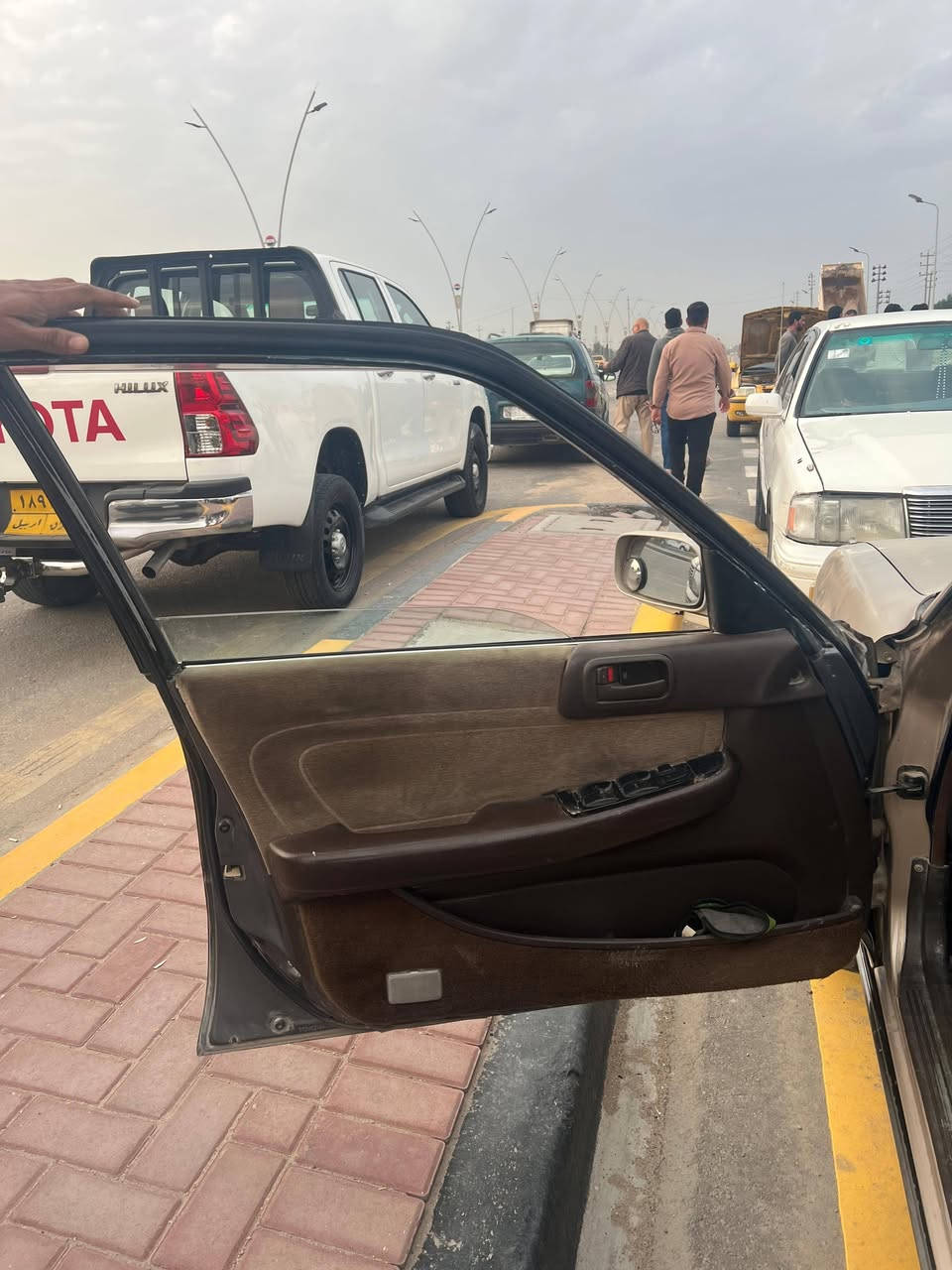 🔹 مارك كربلائي 🔹
• رقم كربلاء
• مكينة ونجي + كير كفالة
• السيارة مكفولة من النقل والكص
• فقط مبدّلة بيبان لغرض الصبغ
• سنوية منتهية
• السيارة جاهزة وكاملة وما بيها أي نقص
السعر 50 وقابل للتفاوض البسيط
📍 المكان: البصرة
📞 الاتصال: ***********+***********
