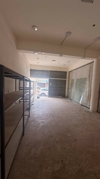 محل للايجار مساحة50 متر كامل خدمات الموقع ابو دشير الشارع العريض للاست...