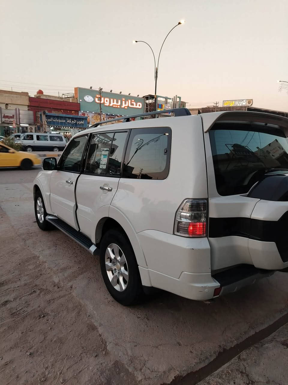 سلام عليكم باجيرو 2015 مكفوله كفاله عامه حتى الدعاميات بأسمي تحويل ثاني يوم ماشيه 92 حقيقي السياره جديده بمعنى الكلمة ومامتعوبه جاهزه ماعايزه شي مكان السياره بابل الحله الشراي يتصل الرقم *********** مكلف بالنشر رجاءََ
