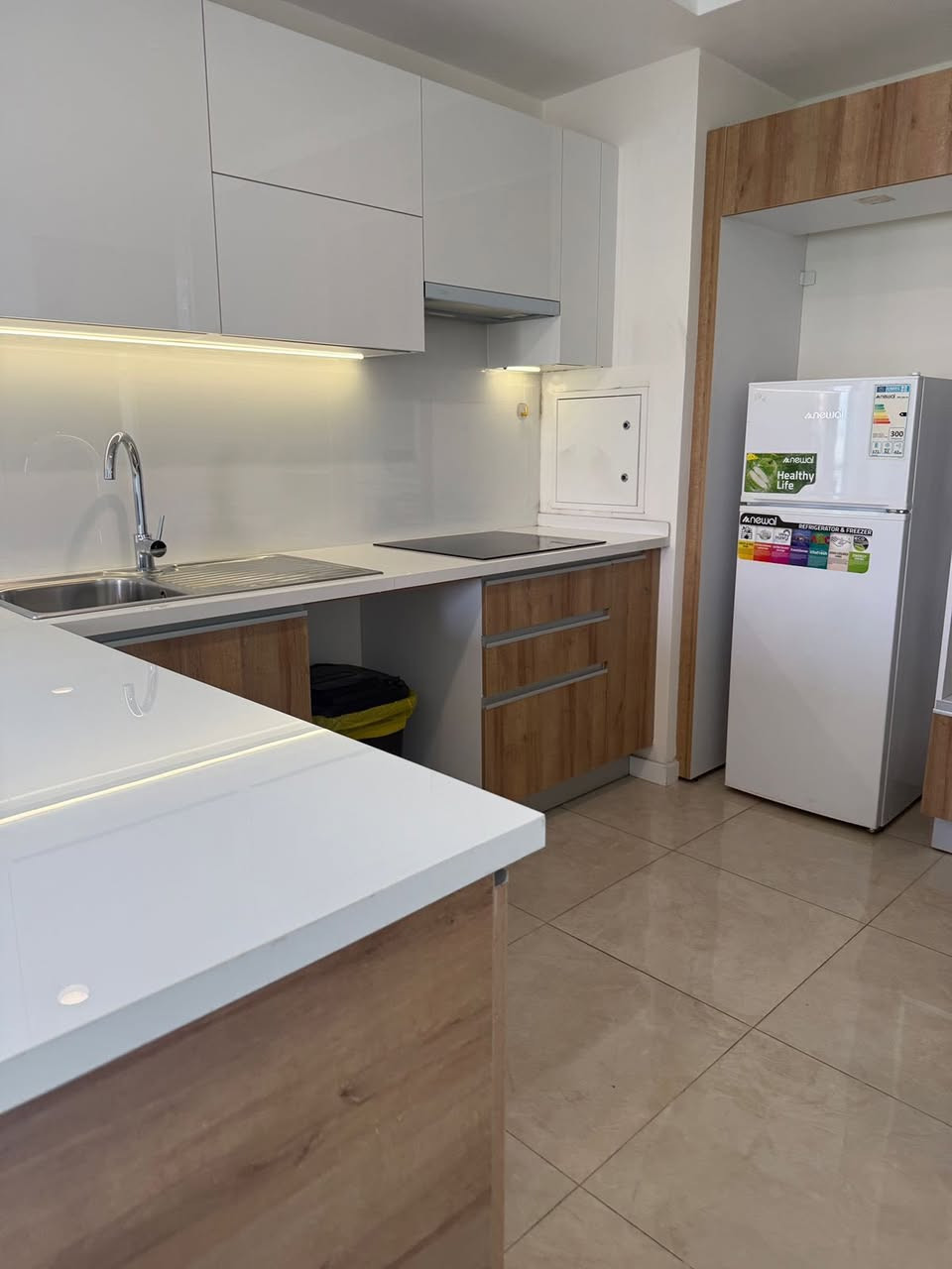 📍Empire Wing For Rent
📐63m
🛋️Furnished 
〰️Floor 21
📞For More Info Call ***********
