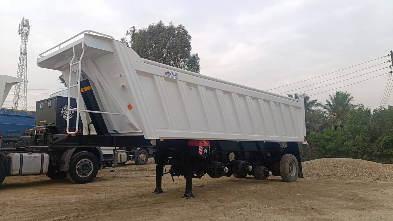 للبيع ماكنيسان ذرعه 31 متر كامله فقط تاير ويل عوزهه ***********
