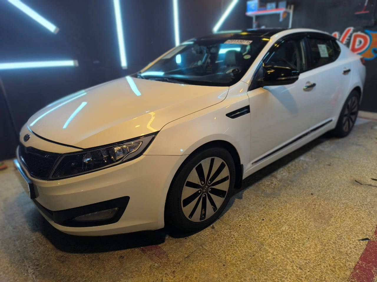 سيار وارد خليجي
موديل 2011
بدون صبغ شرط
سياره باسمي شرط التحويل 
سياره كلش نظيفه 
فوال السياره 
معروفه موصفاته 
العنوان موصل 
للاستفسار لاتصال عل الرقم ***********
