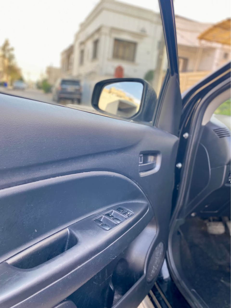 Mirage G4 
مۆدیل : ٢٠١٩
مواسەفات تەحدید سورعە ڤۆلیۆم و شاشە گەورە و کامێرە گێر تۆماتیک سیارەکە بێ سبوغە یەک چاملخی پێشەوەی تەعدیلە بێ ژۆرێ ئیرباگ هیچ نەتەقیە گێر و مەکینەی بەشەرت یەک دینار مەسروفی تێدا نیە 
١٢ وەرەقە غەرامەی لەسەرە پاش مەعامەلە دەگەرێنمەوە
نرخی ٨٧ وەرەقە و مەجالێکی زۆر کەم 
ژمارەی مۆبایل : *********** أربيل, العراق
