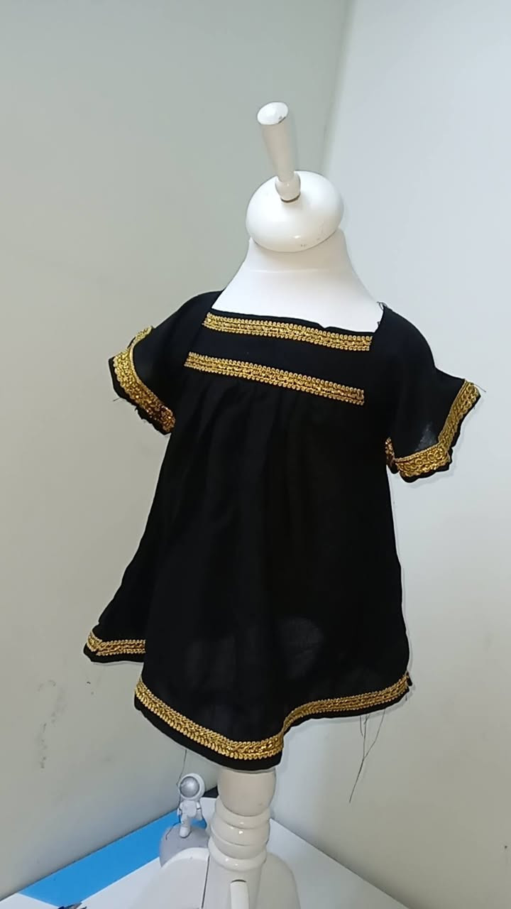 خياطة فرح للسيدات والاطفال بسعر مناسب 5الاف استقبل باي وقت  سريعه بل خياط حتى التقريم  سوتات... جيب ..فساتين.. .🦋🪡🧵👗...A4 
عماره ٤٠٦..طابق٢...شقه٧...اهلا وسهلا ....


**إذا كنت صاحب هذا الإعلان وتريد حذفه لأي سبب، رجاءا أرسل رسالة إلى الدعم الفني**
